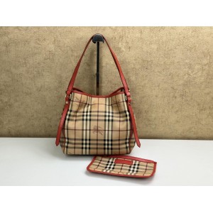 BURBERRY 3870751 HAYMARKET CHECK SMALL TOTE BAG