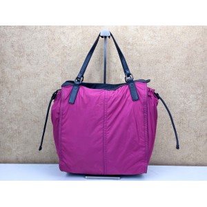 BURBERRY BUCKLEIGH NYLON TOTE BAG