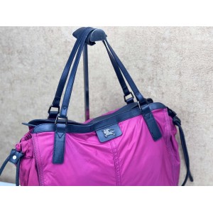 BURBERRY BUCKLEIGH NYLON TOTE BAG