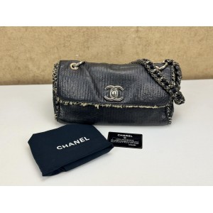 CHANEL TWEED FRINGE CC FLAP BAG