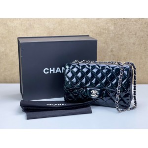 CHANEL MEDIUM FLAP BAG