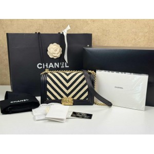 CHANEL MEDIUM BRAIDED CHEVRON CORDING LE BOY