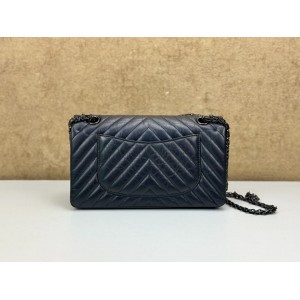 CHANEL A37587 2.55 REISSUE 226 CHEVRON MEDIUM FLAP