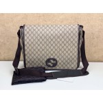GUCCI 222291 GG SUPREME INTERLOCKING G MESSENGER BAG