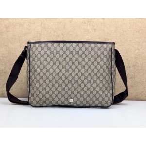 GUCCI 222291 GG SUPREME INTERLOCKING G MESSENGER BAG