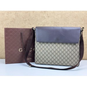 GUCCI 353429 GG SUPREME CANVAS MESSENGER BAG