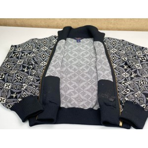LOUIS VUITTON 1A8E4Z LONG SLEEVE ZIPPED CARDIGAN LOUIS VUITTON 1A8E4Z LONG SLEEVE ZIPPED CARDIGAN