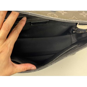 LOUIS VUITTON M40511 MESSENGER PM VOYAGER LOUIS VUITTON M40511 MESSENGER PM VOYAGER