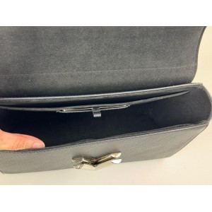 LOUIS VUITTON M41547 TWIST GM