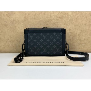 LOUIS VUITTON M44730 SOFT TRUNK