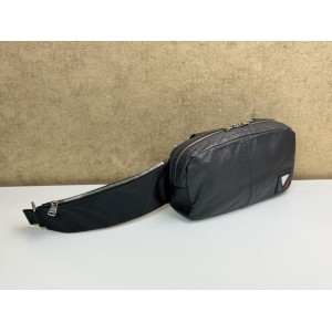 LOUIS VUITTON M50445 FAST V-LINE CROSSBODY WAIST BAG
