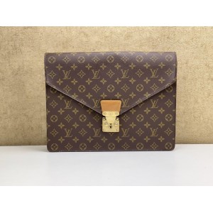 LOUIS VUITTON M53335 PORTE DOCUMENTS SENATUR