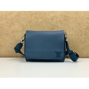 LOUIS VUITTON M59327 NEW MESSENGER BAG