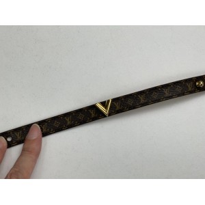 LOUIS VUITTON M6042 ESSENTIAL V BRACELET LOUIS VUITTON M6042 ESSENTIAL V BRACELET