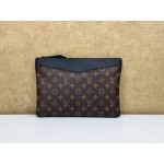LOUIS VUITTON M62048 DAILY POUCH