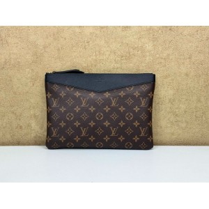 LOUIS VUITTON M62048 DAILY POUCH