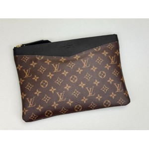 LOUIS VUITTON M62048 DAILY POUCH
