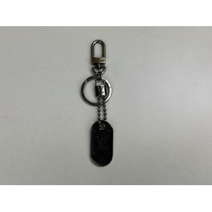 LOUIS VUITTON M63618 MONOGRAM ID TAB BAG CHARM AND KEY HOLDER