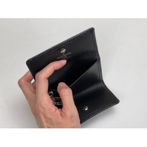 LOUIS VUITTON M63812 6 KEY HOLDER