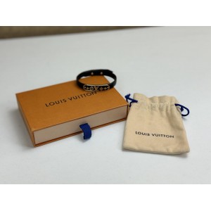 LOUIS VUITTON M8025 FASHION JEWELRY BRACELET LOUIS VUITTON M8025 FASHION JEWELRY BRACELET