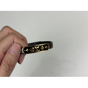 LOUIS VUITTON M8025 FASHION JEWELRY BRACELET LOUIS VUITTON M8025 FASHION JEWELRY BRACELET