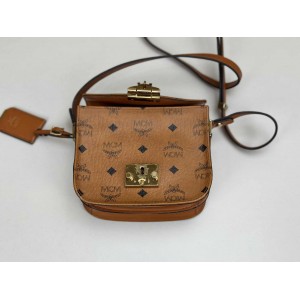 MCM VISETOS PATRICIA MINI CROSSBODY BAG