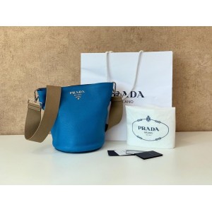 PRADA 1BE012 VITELLO DAINO BUCKET CROSSBODY [NEW]