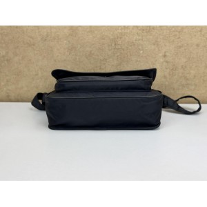 YSL NIKI MESSENGER IN ECONYL NYLON